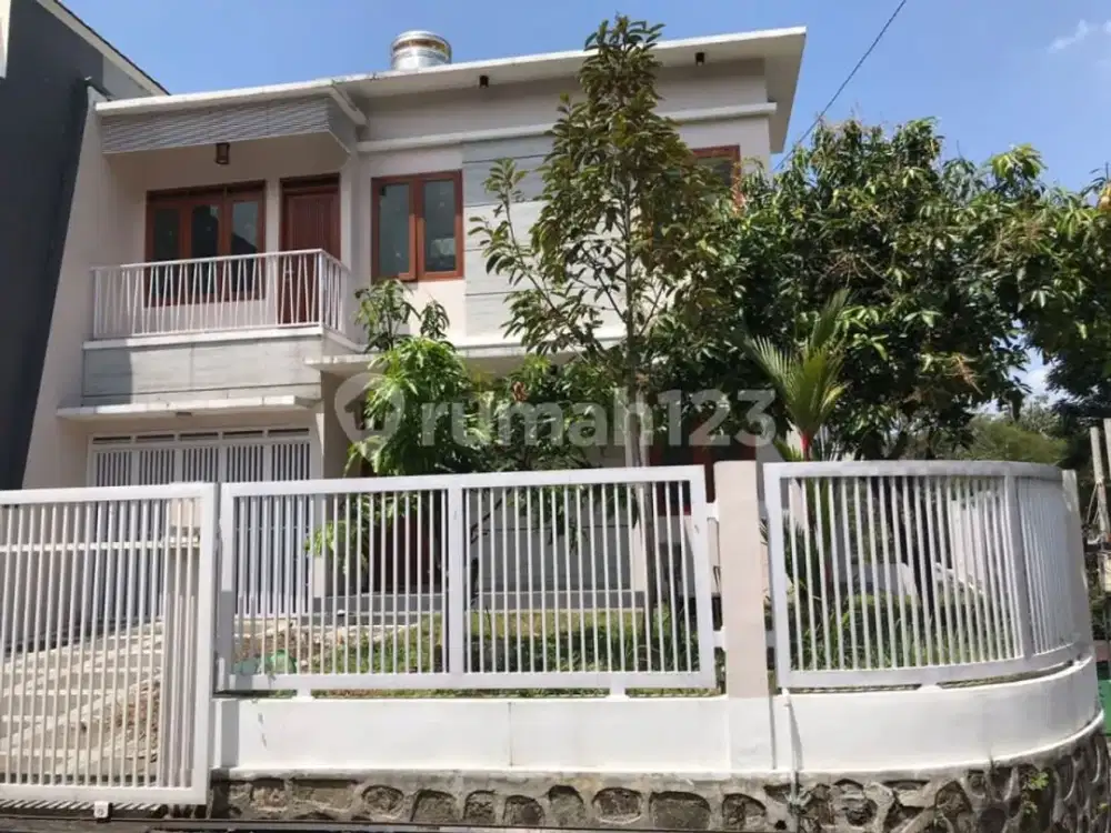 Rumah Bagus Furnish 2Lantai Siap Huni, di Dalam Komplek Dago, Dekat Pusat Belanja, Itb, Unikom, Unpar, Unpas,Rs Boromeus, di Dago, Dago Pakar,Cigadung