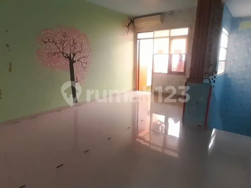 Ruko Ex Klinik Kecantikan Bagus Siap Huni 3Lantai, Lokasi Startegis, Dekat Griya Antapani, Borma, Superindo, Terminal Antapani, di Antapani, Arcamanik