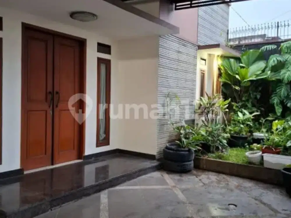 Rumah Bagus Siap Huni Dalam Komplek Antapani, Lokasi Strategis, Dekat Griya, Terminal Antapani, Rumah Sakit Hermina, Klinik Dokter Agus, di Antapani,