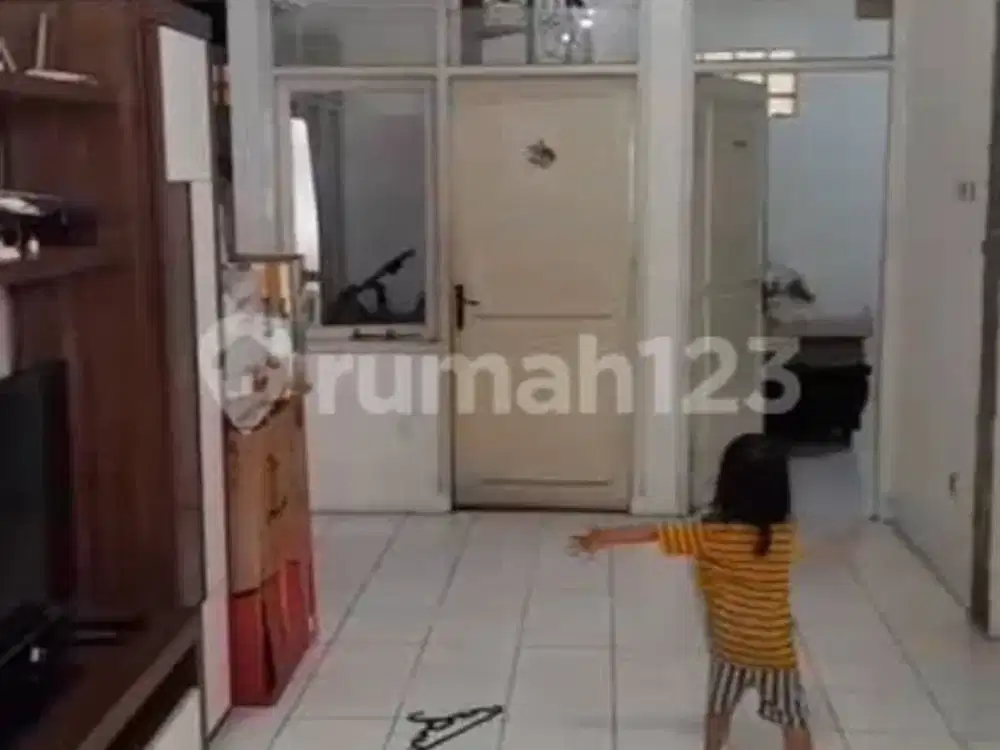 Rumah Bagus Siap Huni Dalam Komplek Margahayu, Lokasi Strategis, Dekat Kampus Unibi, Telkom, Samsat,Summarecon Mall, di Buah Batu,Margahayu, Ciwastra,