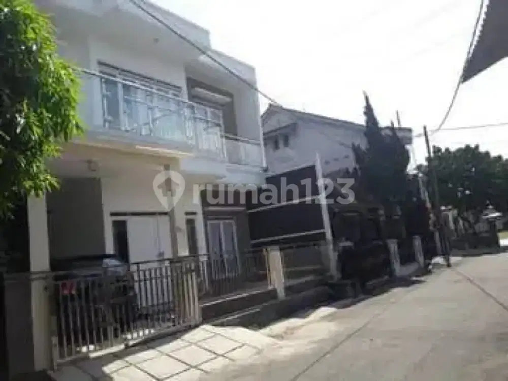 Rumah Bagus 3Lantai Siap Huni Dalam Komplek Margahayu, Lokasi Strategis Dekat Metro Mall, Summarecon, Podomoro Park, Kampus Unibi, Telkom, Uin,Di Marg