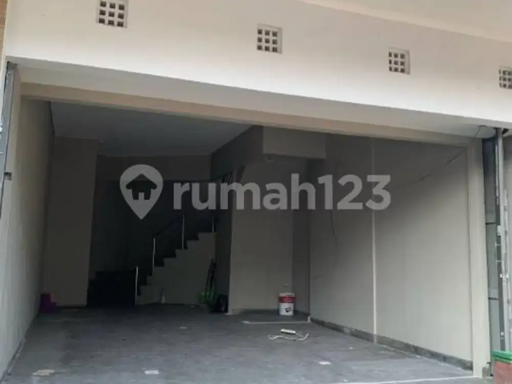 Ruko Bagus 3Lantai, Lokasi Strategis, Cocok untuk Bimbel, Kantor, Usaha, Dekat Borma, Kampus Unisbi, Klinik Medika, Terminal Antapani, di Antapani, Ar