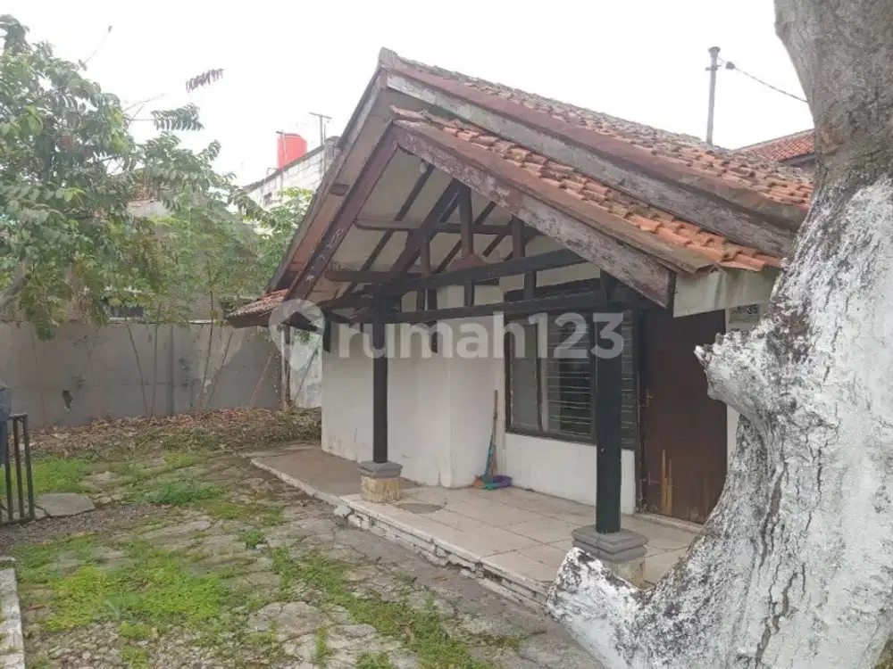 Rumah Lama Hitung Tanah , Cocok untuk Bangun Kos Kosan atau Tempat Tinggal, Dekat Kampus Widyatama, Unikom, Ypkp, Itb, di Sayap Dago, Cikutra, Cigadun