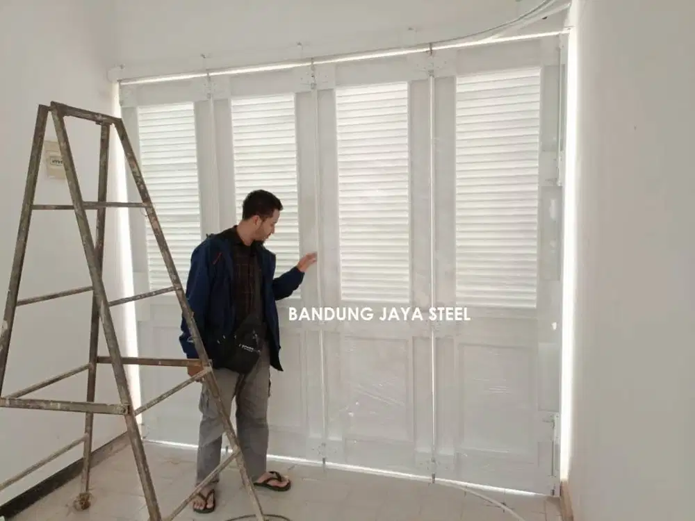 Jasa Buat & Service Pintu Henderson Lipat Geser Sliding Berkualitas