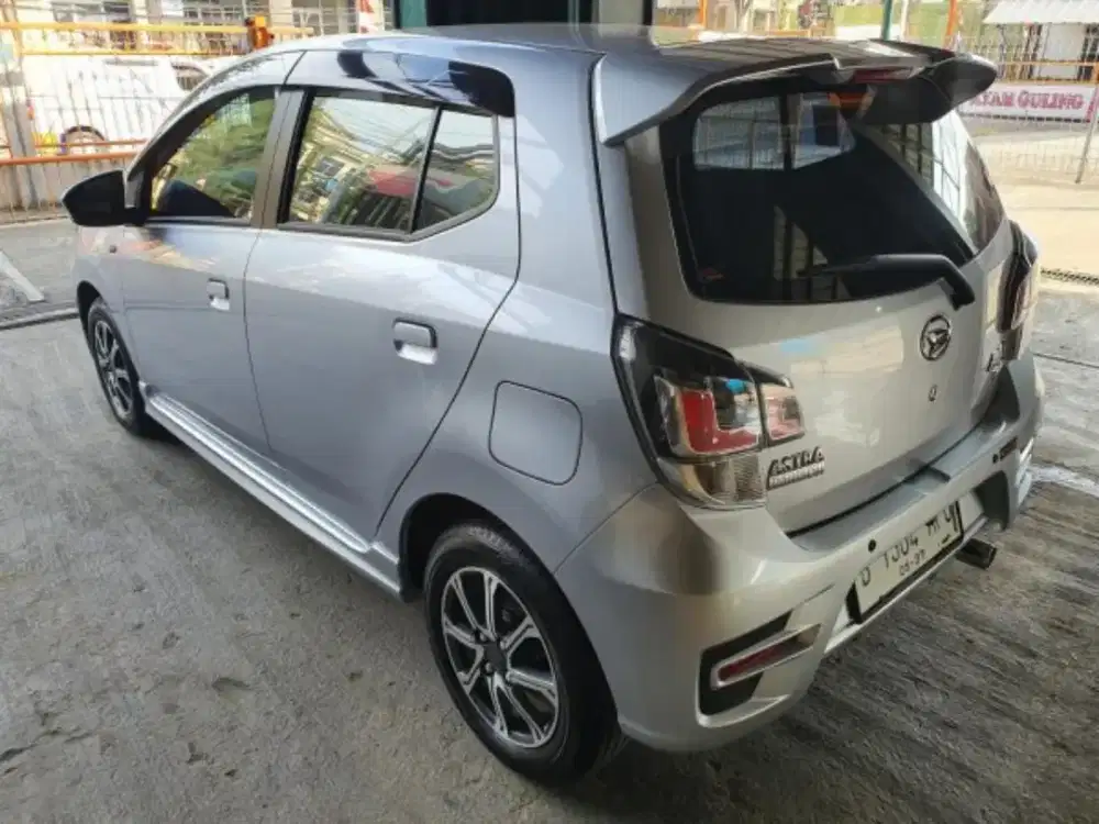 Dijual mobil pribadi ayla r 2022