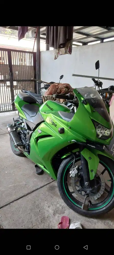 Di jual ninja kesayangan karbu cat orisinil PJK mati satu tahun