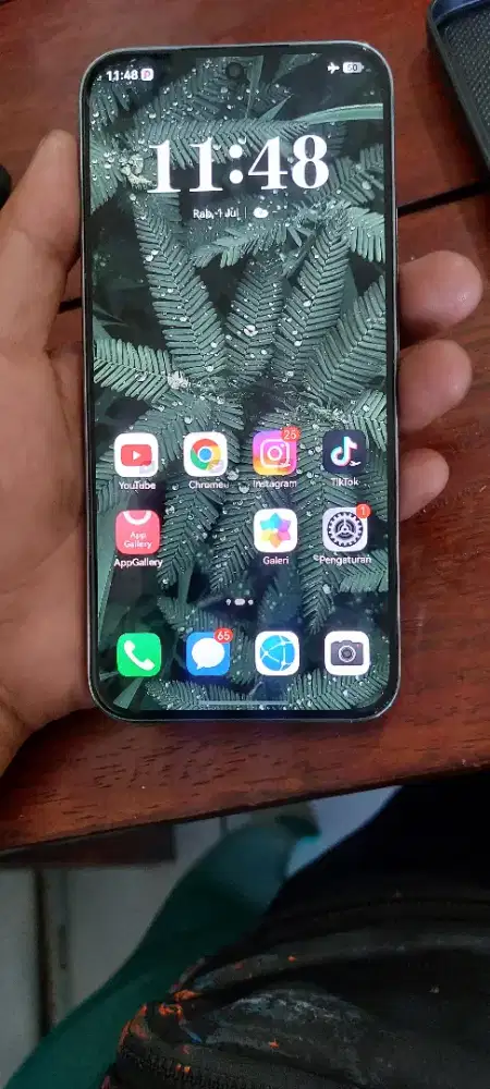 Huawei nova 14..pemakaian hanya sebulan..kebanyakan disimpan di lemari