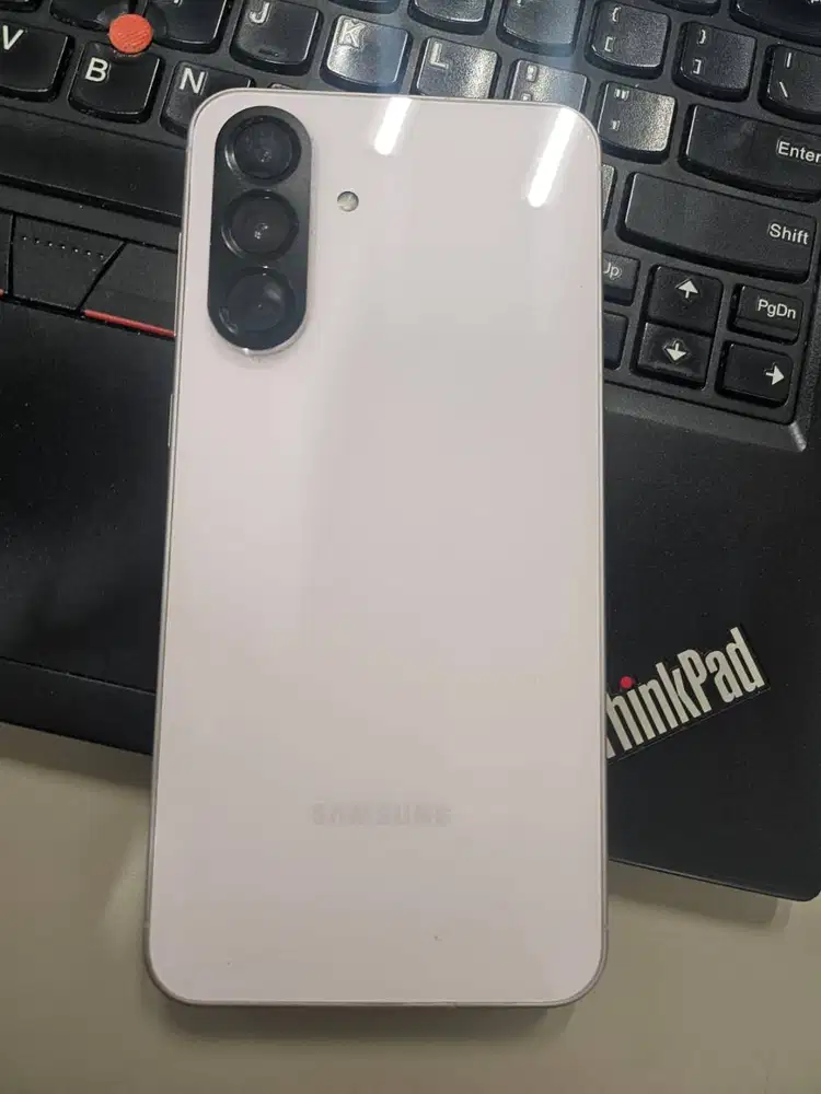 Jual HP Samsung A56 Pink 8/256