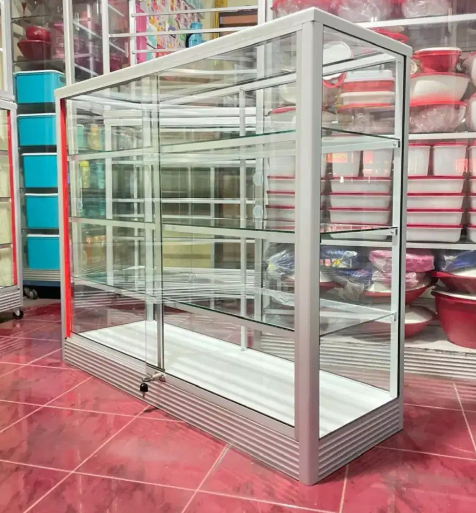 Etalase Kaca Serbaguna Dengan Pintu Geser Panjang 1,2 Meter