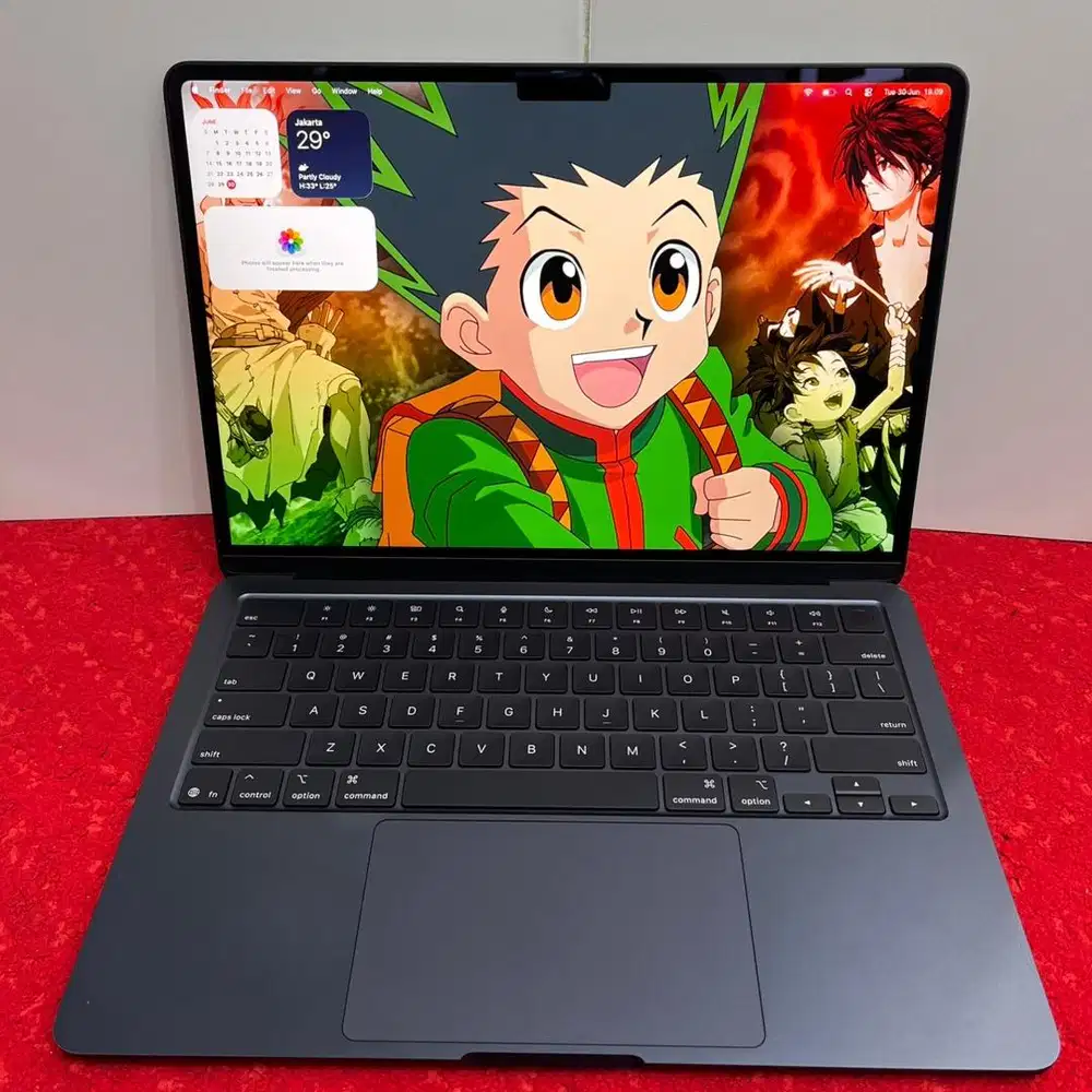 Macbook Air 13 inch, M4 2023 Midnight