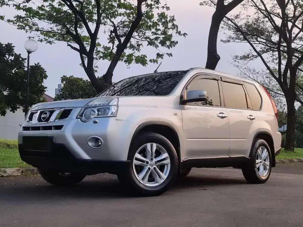 Nissan X-Trail 2012 Bensin
