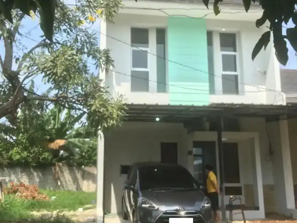 Rumah 2 Lantai Terawat 13 Menit ke Terminal Depok Dibantu KPR J-7338