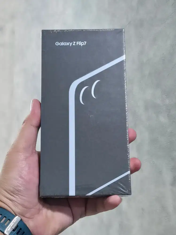 PROMO 13.499Juta Samsung Galaxy Z Flip 7 Segel