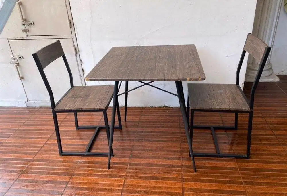 Set meja (kayu) + kaki (besi)