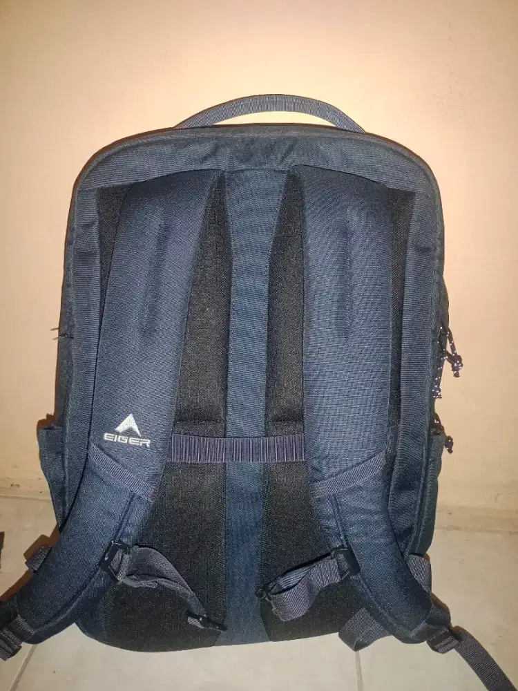 Tas Eiger oridari store