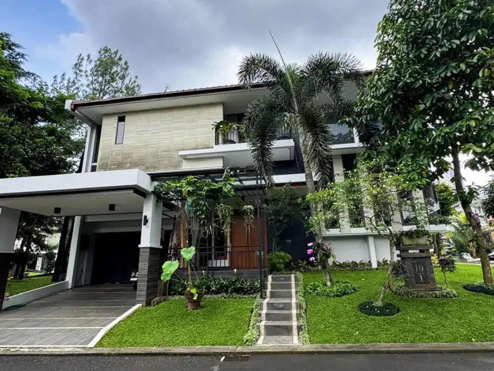 DIJUAL RUMAH MEWAH SEMI FURNISHED DI THE GREEN, BSD CITY
