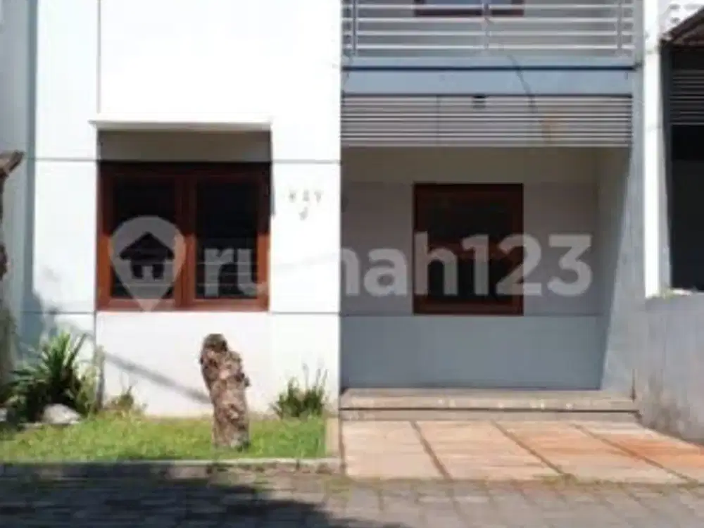 Dijual Rumah Siap Huni Komplek Grand Sariwangi Kota Bandung