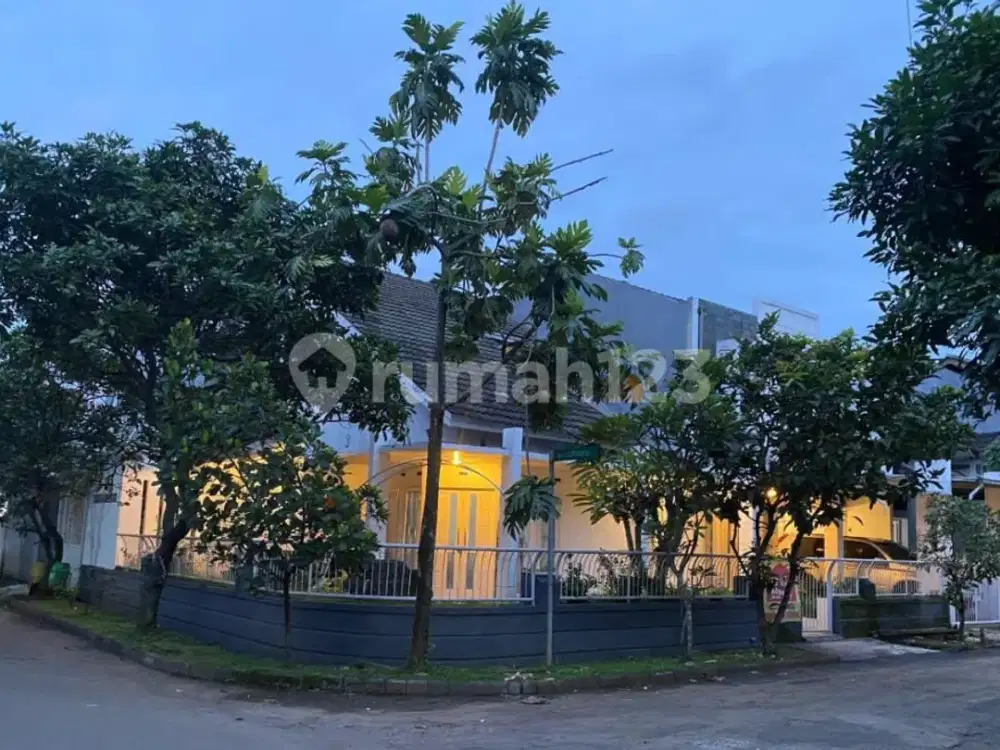 Dijual Rumah Bagus Siap Huni Komplek Adipura Cluster Pinus