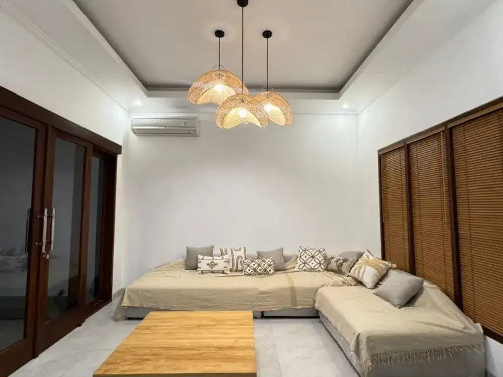 Villa Baru Premium 2 Bedroom Disewakan, di Seminyak Kuta
