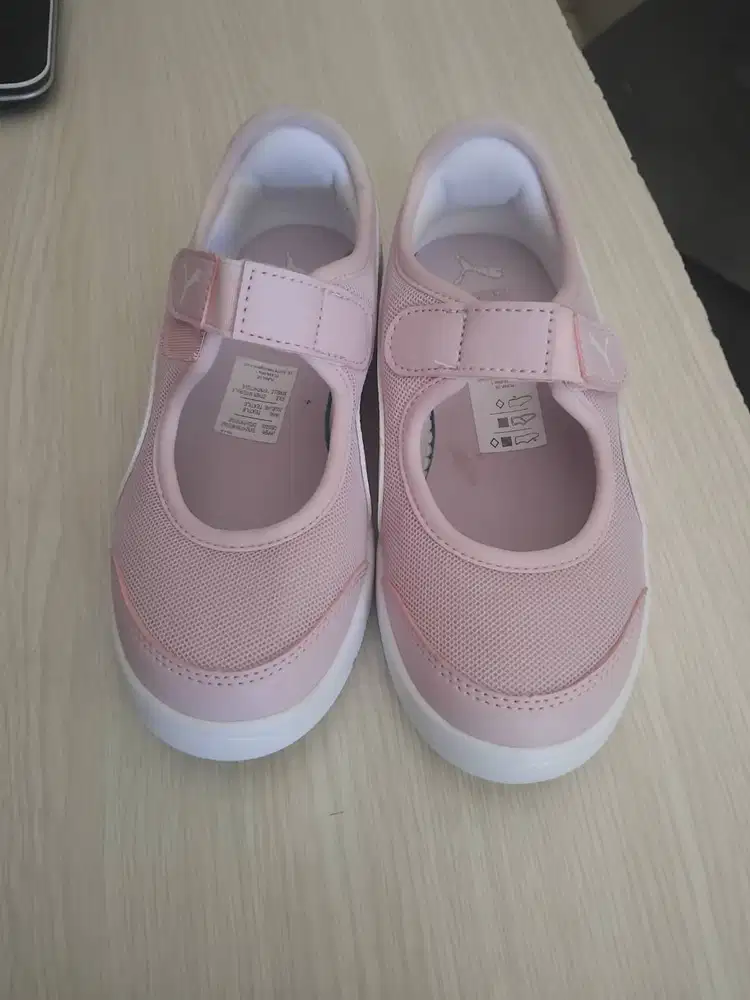 Sepatu Puma Anak Perempuan