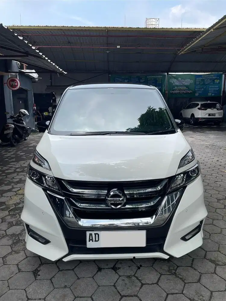 Nissan Serena 2023