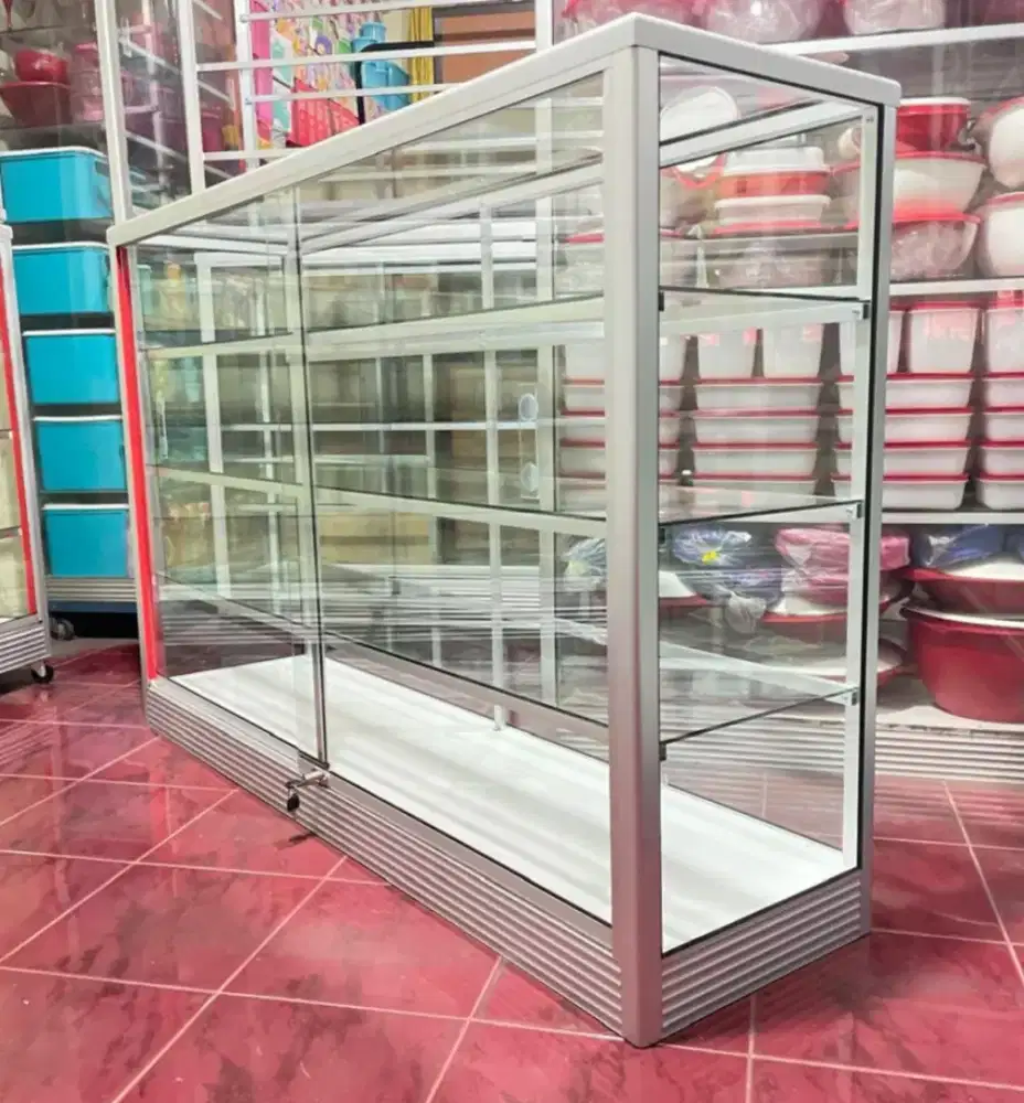 Etalase Toko Panjang 1,5 Meter × 1 Meter