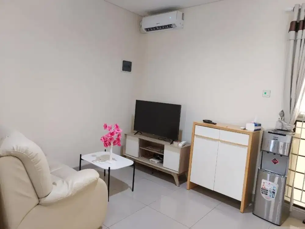 L5. Rumah Disewakan di Cluster The Patio Lippo Cikarang