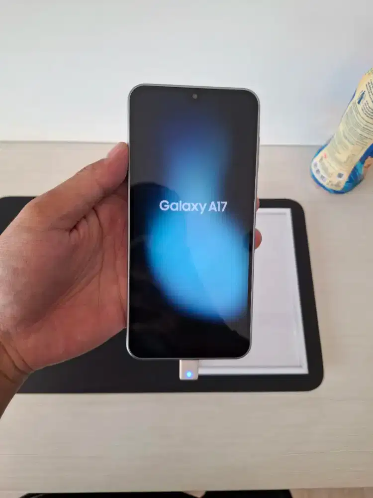 SAMSUNG GALAXY A17