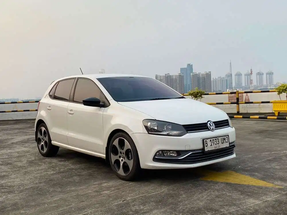 Volkswagen Polo 1.2 TSI 2016 A/T