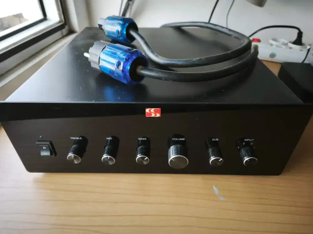 Amplifier SS Audio 100 watt