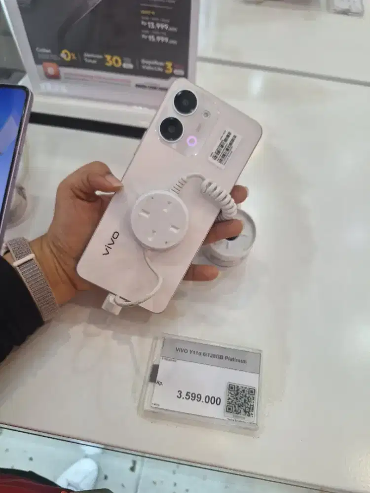 VIvo Y11D 6/128 new