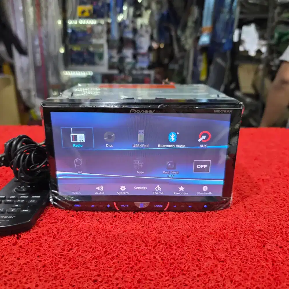 Head Unit Pioneer AVH-X5550BT Bluetooth USB CD Aux Radio FM AM