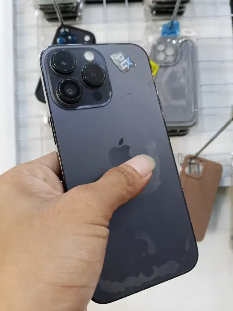 iPhone 14 promax 128 mines kamera 0.5