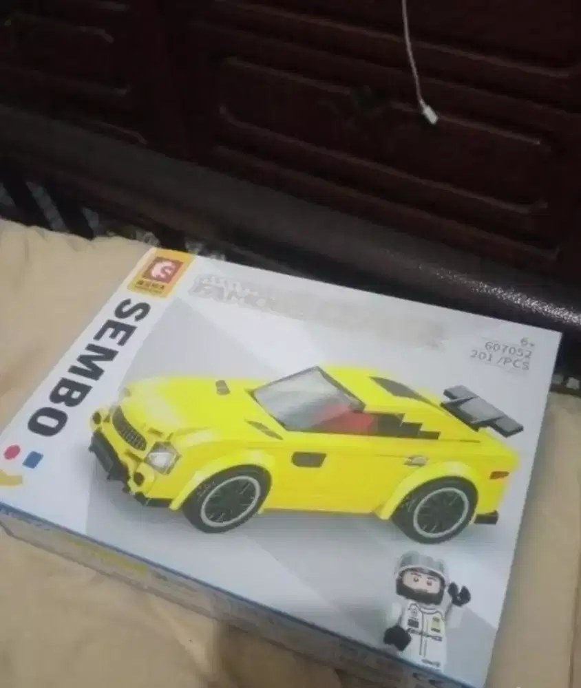 Mainan brick SEMBO BLOCK FAMOUS CAR