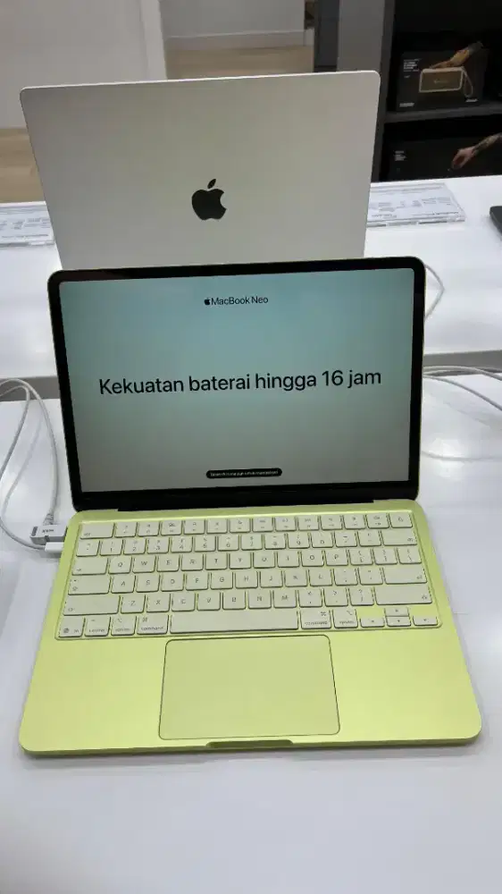 KREDIT MACBOOK NEO
