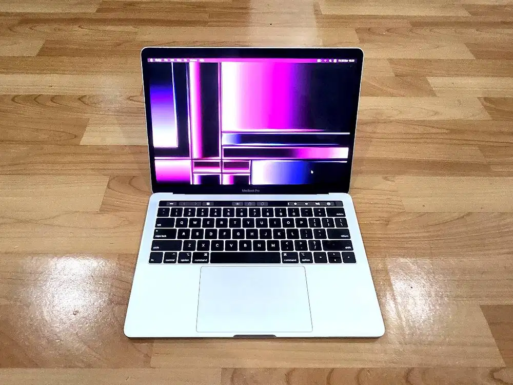 Macbook Pro 13 Inch 2017 Touchbar (GRATIS TAS RANSEL + JAM)
