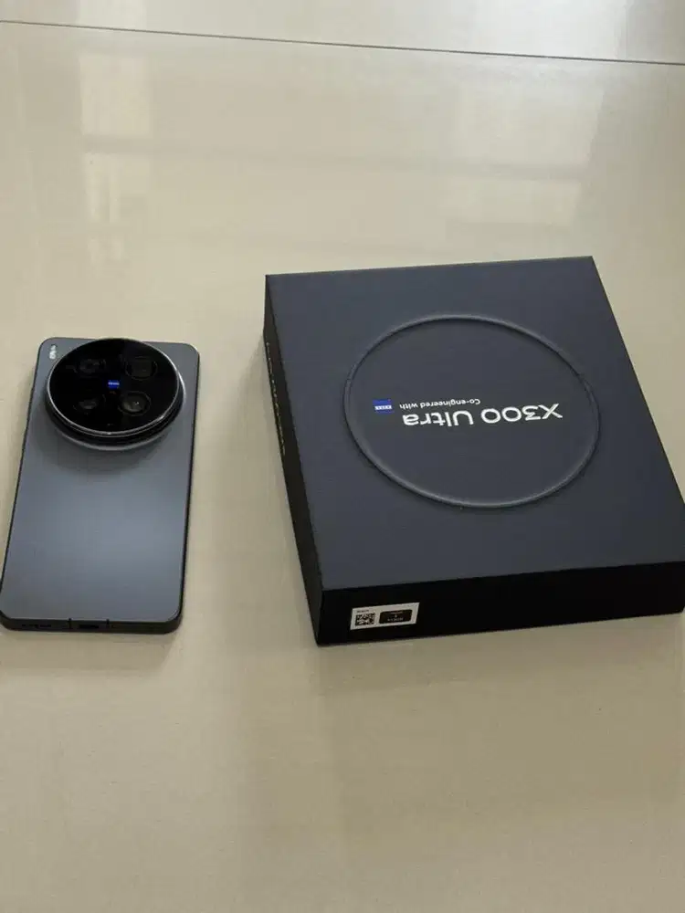 Vivo X300 Ultra Garansi Resmi Vivo Indonesia