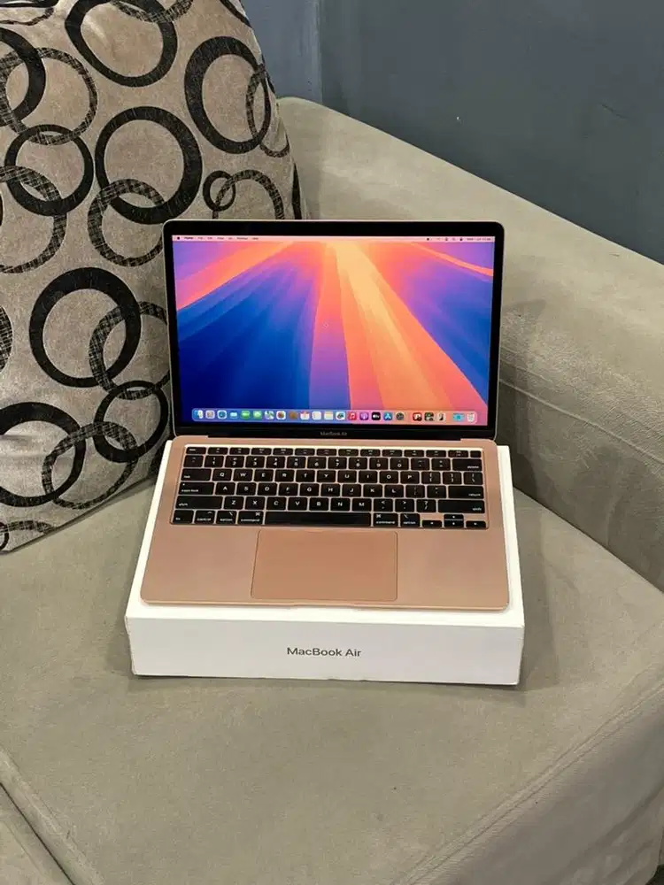 Macbook Air 2020 MWTL2 13” Core i3 8/256GB Gold ex ibox