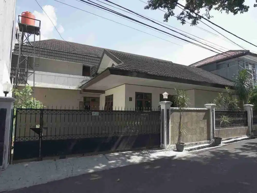 JUAL CEPAT RUMAH 2 LANTAI DI TEBET BARAT DALAM, JAKARTA SELATAN (NEGO)