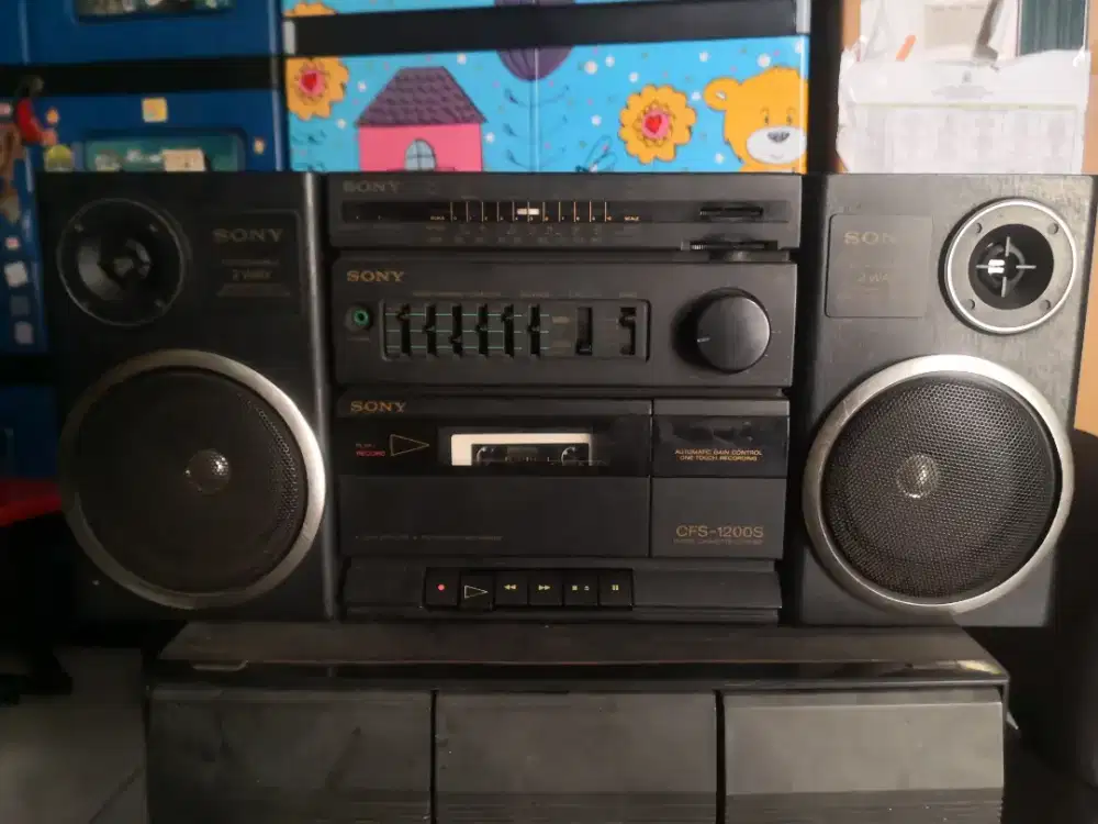 Vintage tape radio sony cfs 1200s nyala normal suara kaset ngayun
