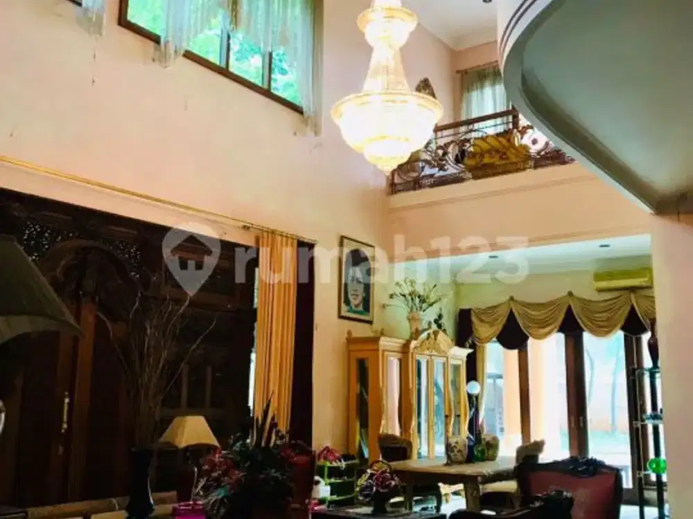 Rumah Permata Hijau Senayan
