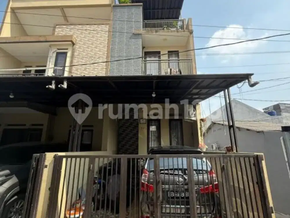 Dijual Murah Rumah 3 Lantai di Joglo, Jakbar