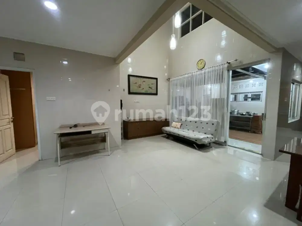 DIJUAL CEPAT !! Meadow Green, Bougenville Permai, Lippo Cikarang, Cibatu, Cikarang Selatan, Kab. Bekasi