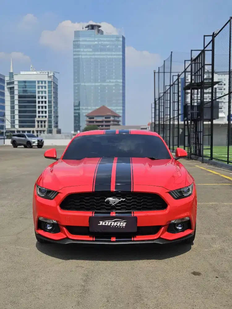Ford Mustang 2.3L Ecoboost 2016
Red on Black