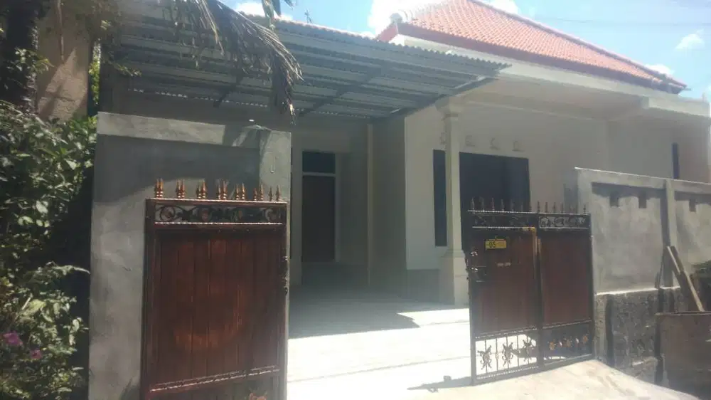 DIJUAL RUMAH NYAMAN DI TUNGGUL AMETUNG UBUNG DENPASAR