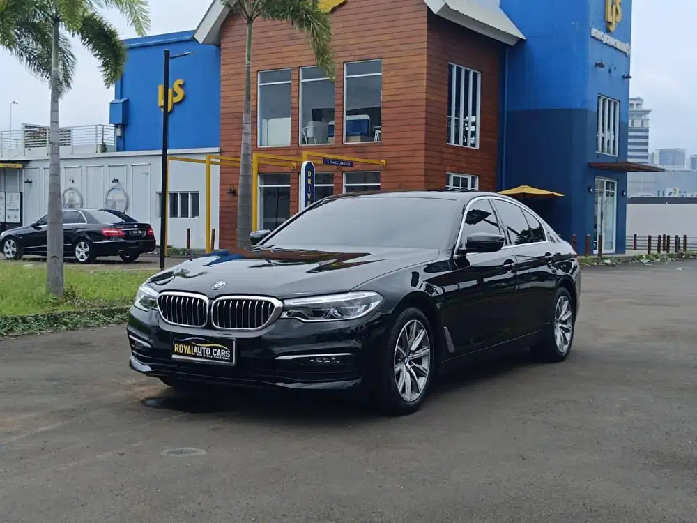 BMW 520i G30 Luxury AT 2020 TANGAN PERTAMA SERVICE RECORD SIAP PAKAI