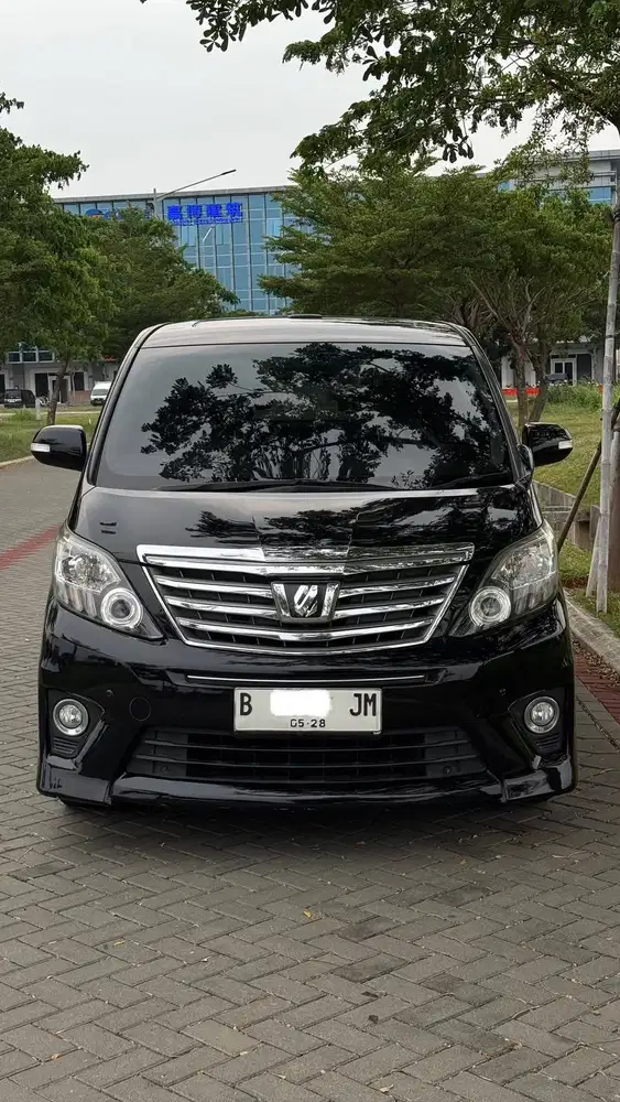 Dijual Toyota Alphard S C Audioless 2013