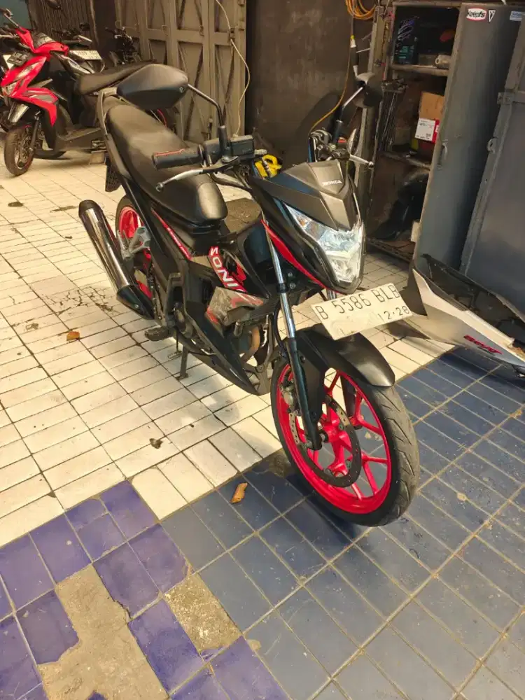 Sonic  2023 km 10rb dp 1. 5jt  blb noea