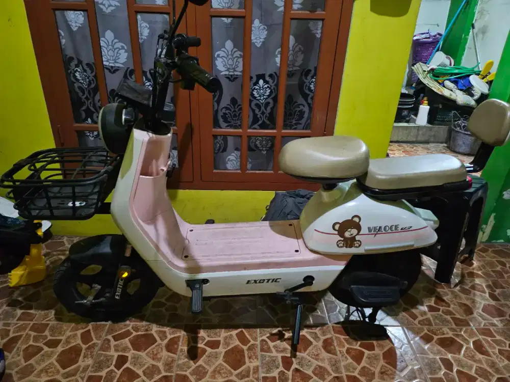 Sepeda Listrik exotic Groza TX200