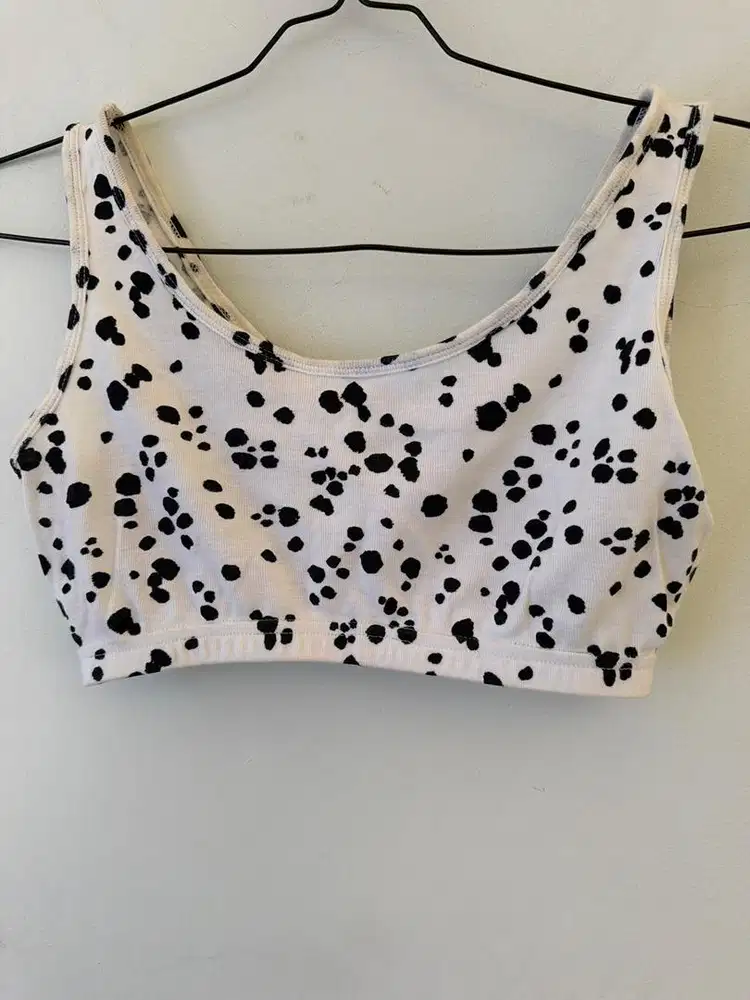 Atasan gym corak dalmation